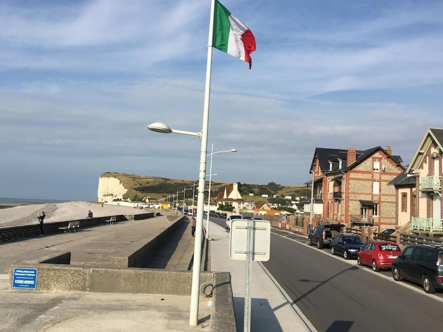 Albatros Studio A Moins De 50 Metres De La Plage, Vue Degagee Sur La Vallee Veulettes-sur-Mer Luaran gambar
